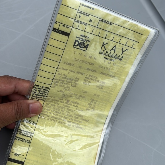 10k While Gold Amethyst & Diamond Ring - Picture 7 of 7